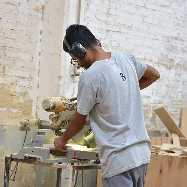 Corte de madera para estructuras