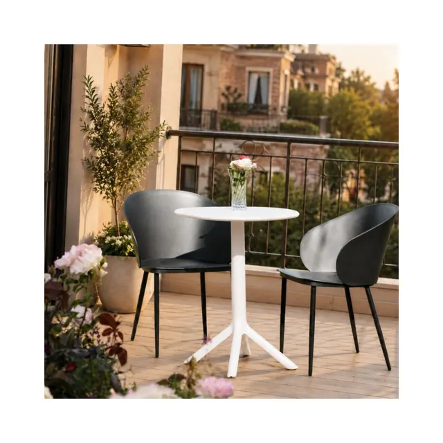 Mesa de exterior Thea de la línea Brera Exterior